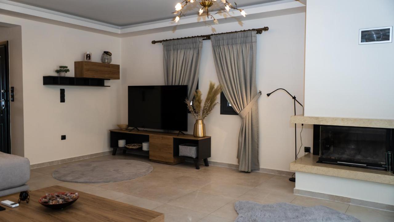 Meteora Skyline By Meteora Residencies Apartment *